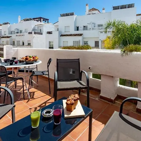 Azure & Valle 3br